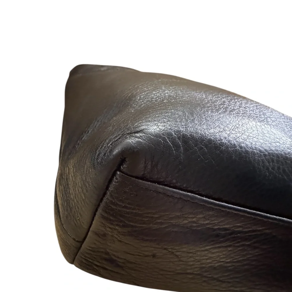 Coach Carly Tote — 2010 - Picture 8 of 14